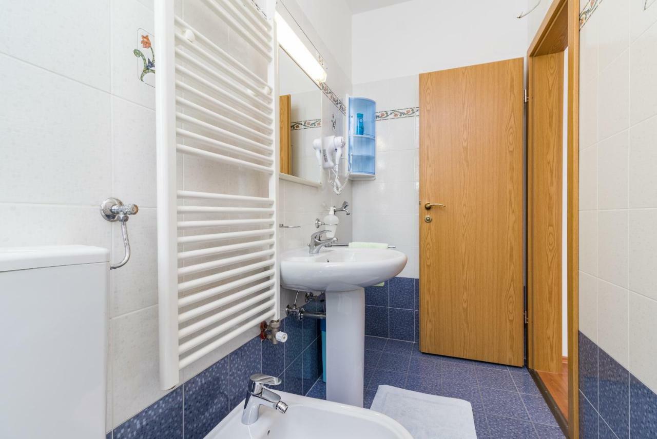 Apartment Anton, Фажана Экстерьер фото